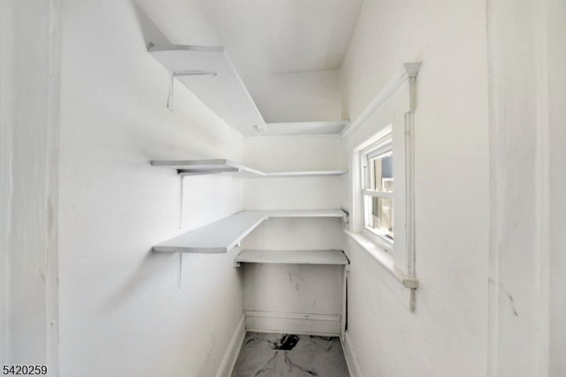 548 Bridgewater Ave