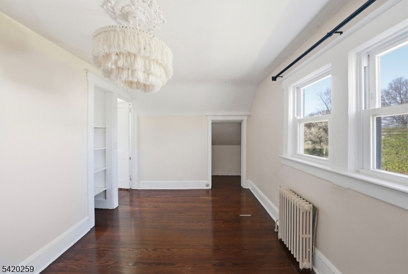 548 Bridgewater Ave