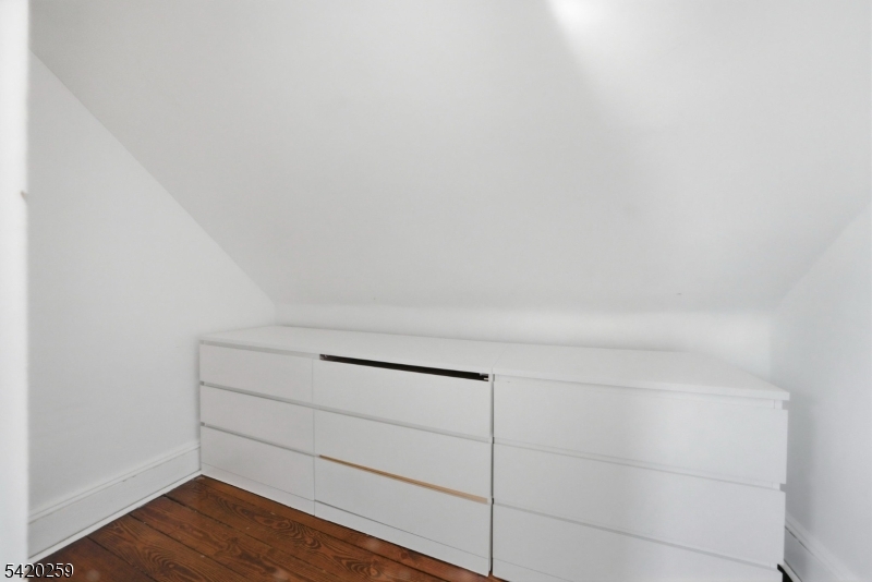 548 Bridgewater Ave