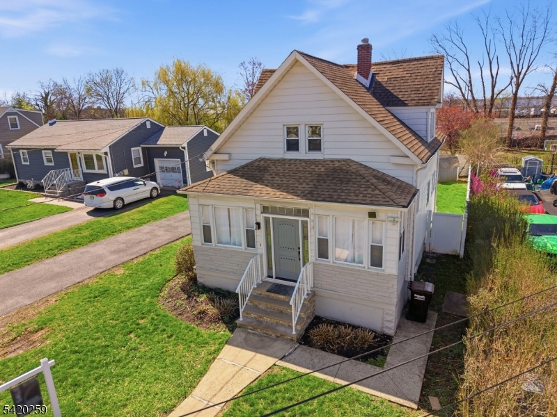 548 Bridgewater Ave