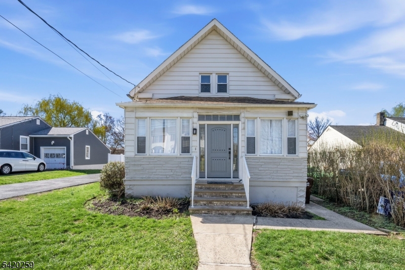 548 Bridgewater Ave