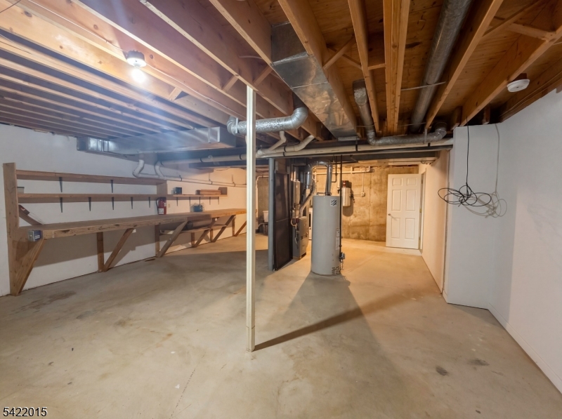40 Glen Eagles Rd