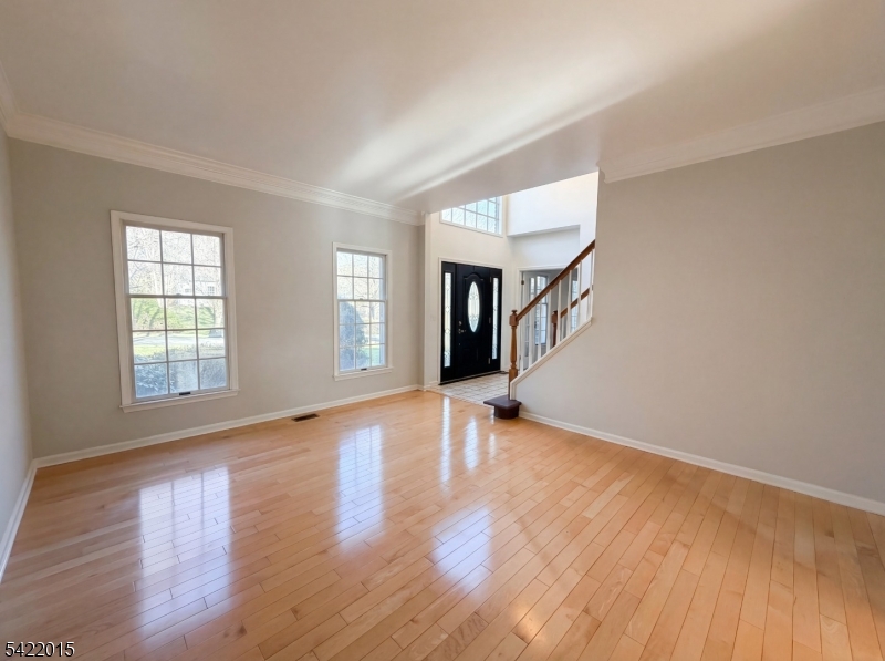 40 Glen Eagles Rd