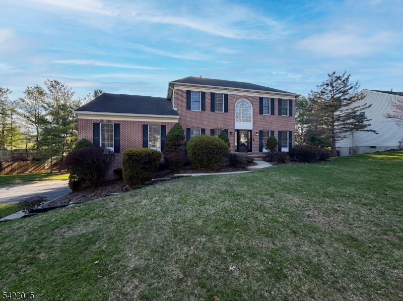 40 Glen Eagles Rd