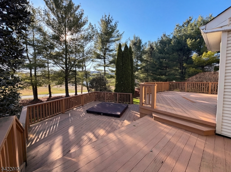 40 Glen Eagles Rd