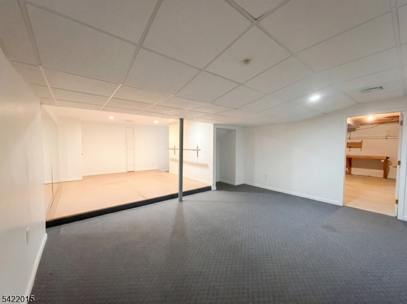40 Glen Eagles Rd