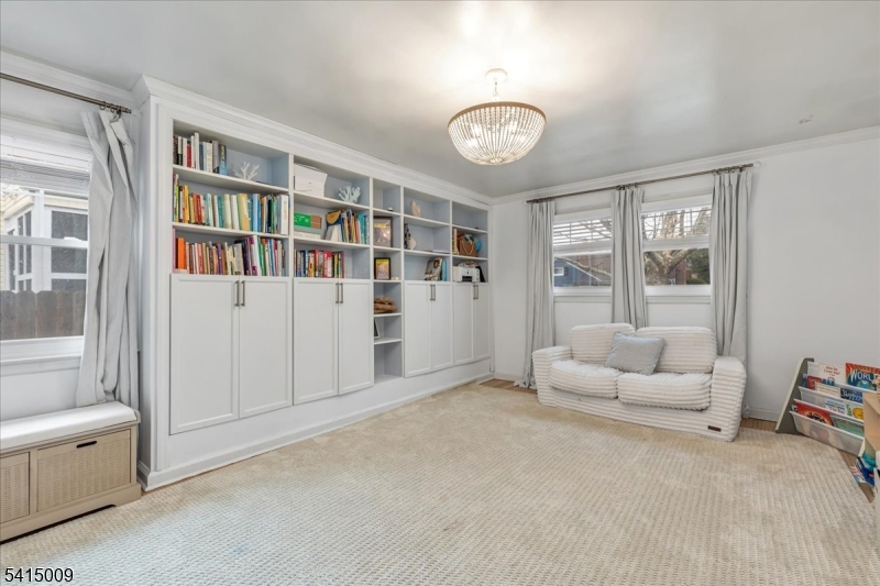 314 Carteret Ter