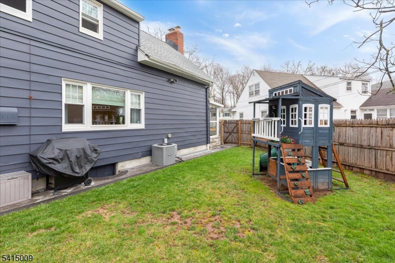 314 Carteret Ter