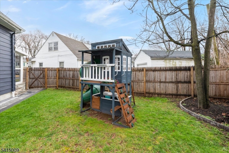 314 Carteret Ter