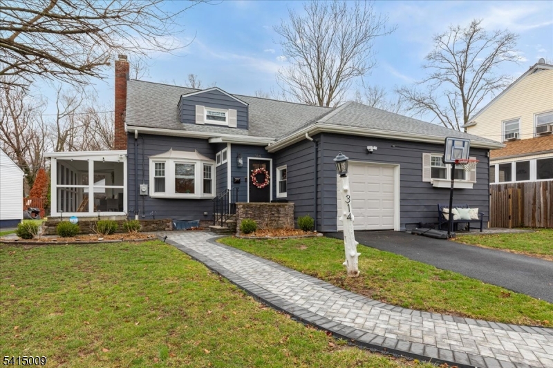314 Carteret Ter