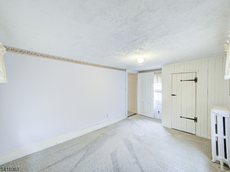 24 W Main St