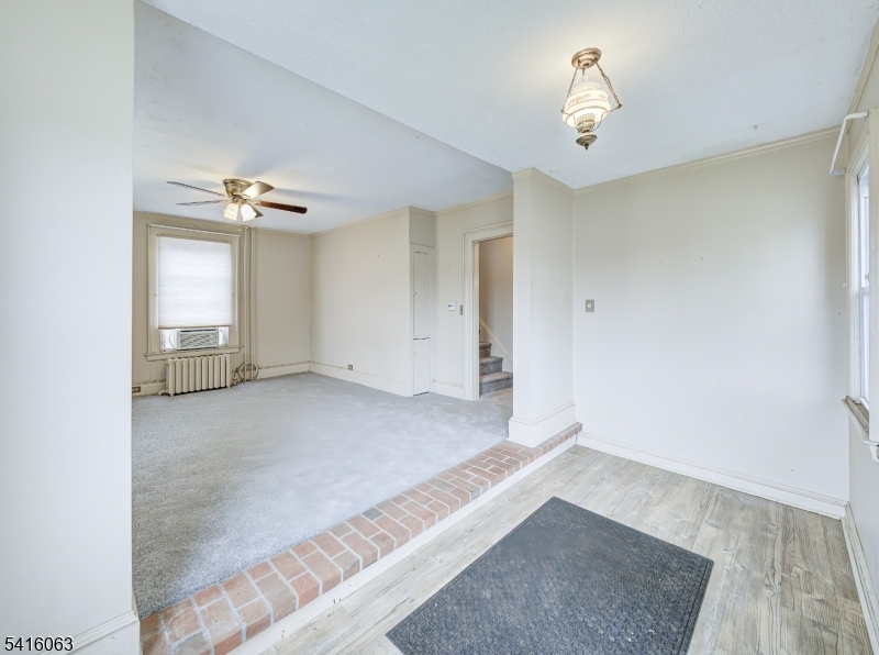 24 W Main St
