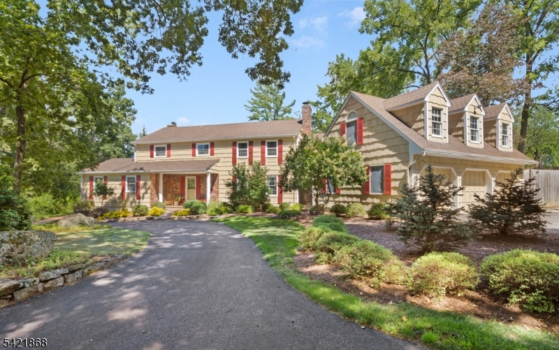 10 Turtleback Rd
