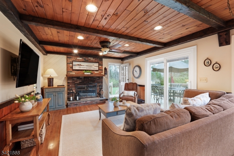 10 Turtleback Rd