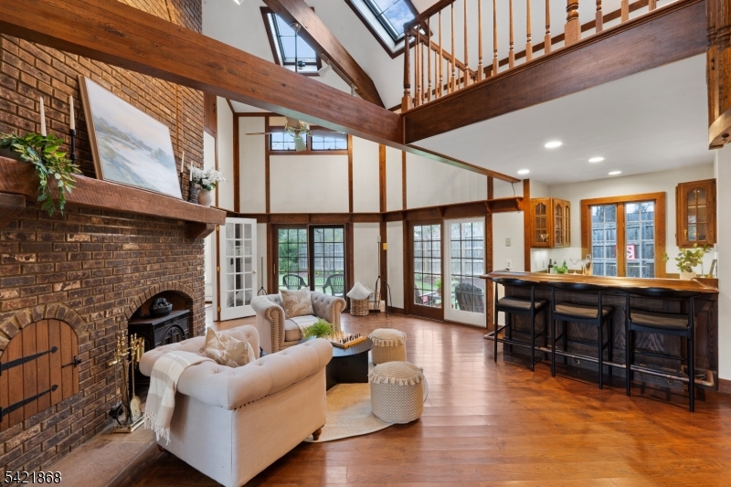 10 Turtleback Rd