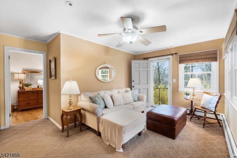 10 Turtleback Rd
