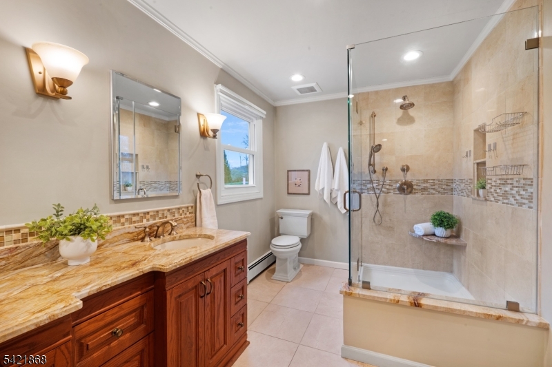 10 Turtleback Rd