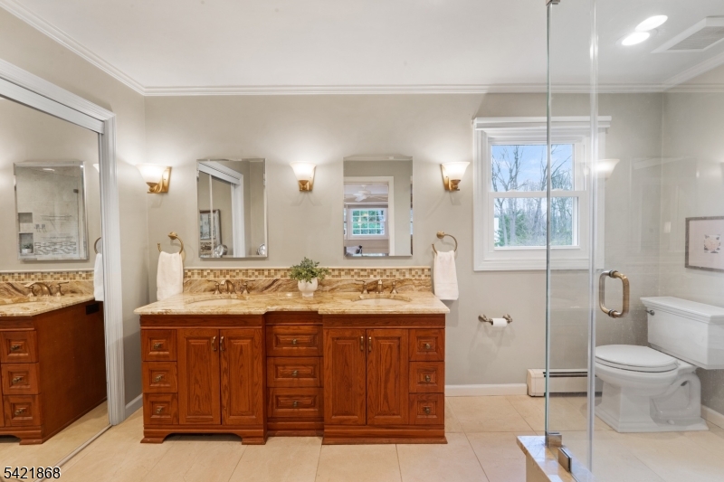 10 Turtleback Rd