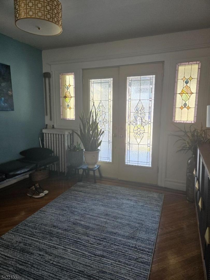 21 Glenwood Pl