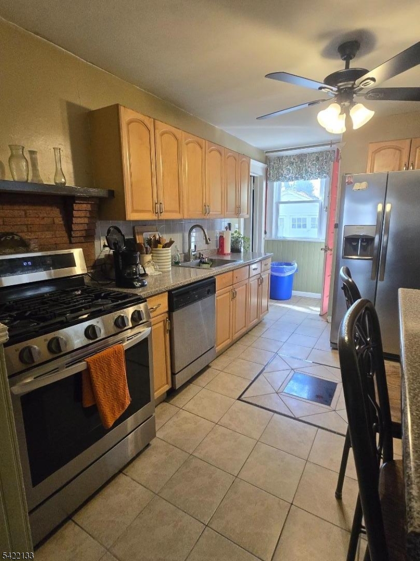 21 Glenwood Pl