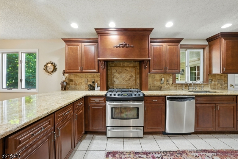 511 Burlington Rd