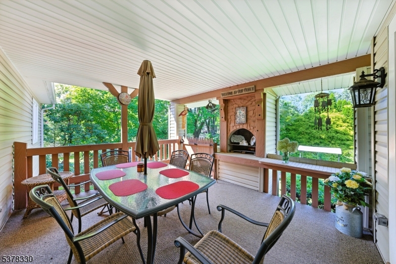 511 Burlington Rd