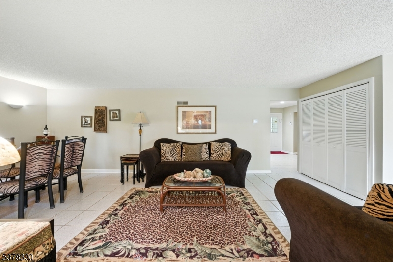 511 Burlington Rd