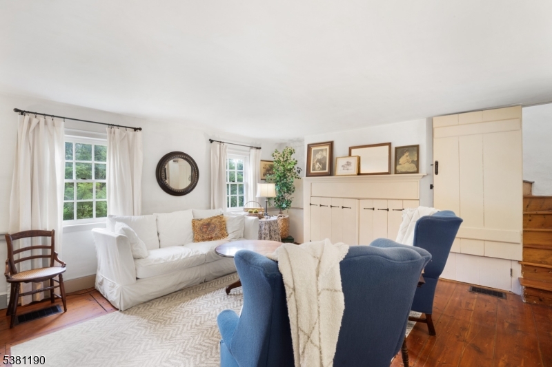 22 Walnut Rd