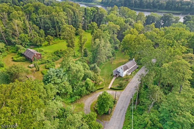 22 Walnut Rd