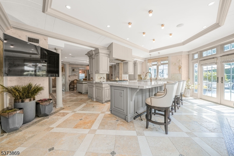 22 Fawn Dr
