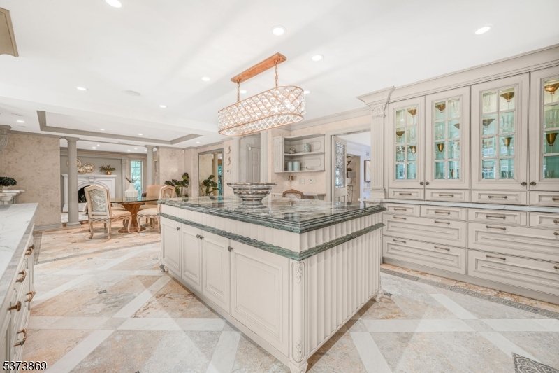 22 Fawn Dr