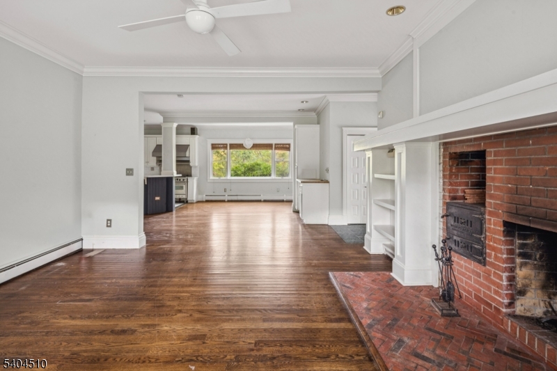 17 Three Gables Rd