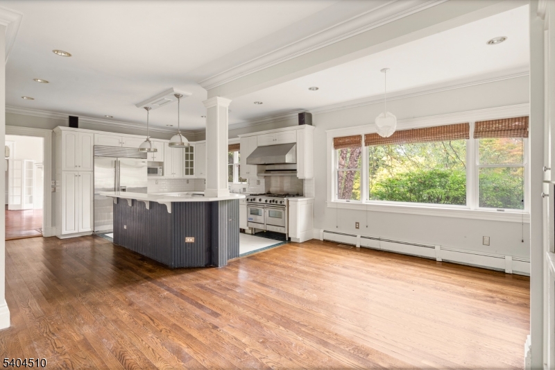 17 Three Gables Rd