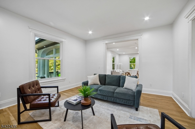 60 Stanley Rd