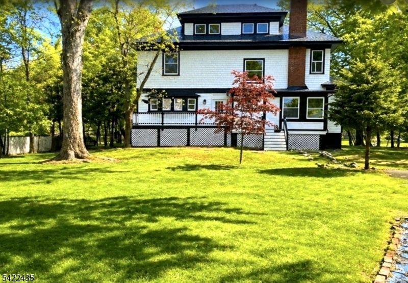 60 Stanley Rd