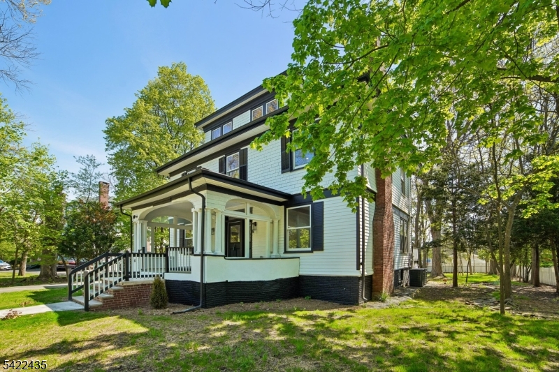 60 Stanley Rd