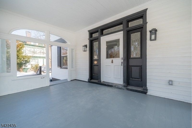 60 Stanley Rd