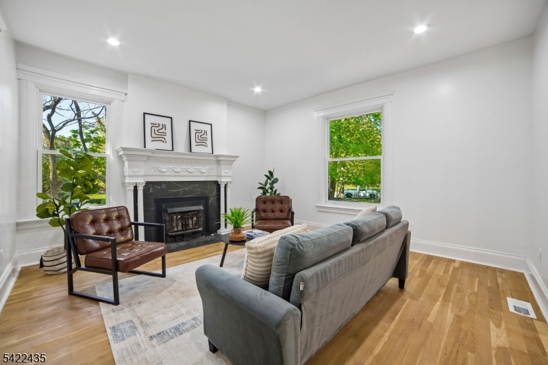 60 Stanley Rd
