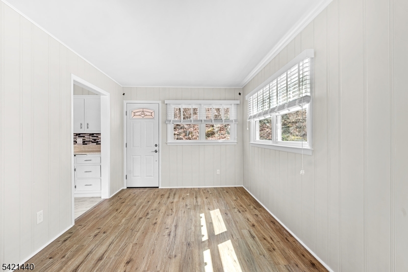 67 Breakneck Rd