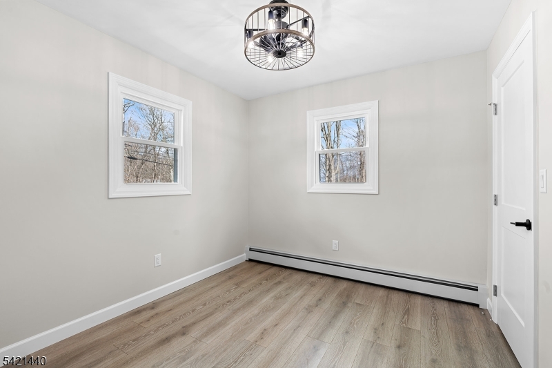 67 Breakneck Rd
