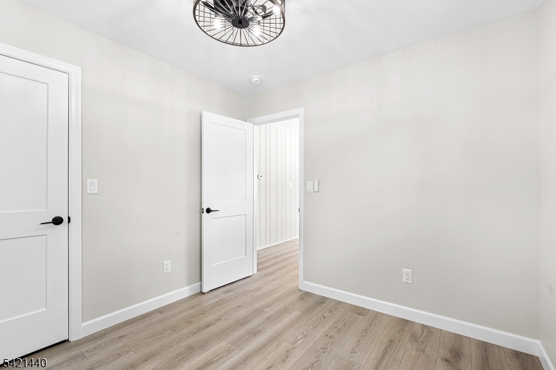 67 Breakneck Rd