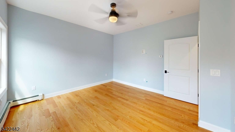 376 5Th Ave