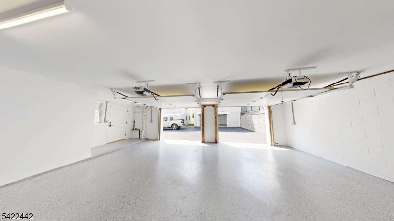 376 5Th Ave