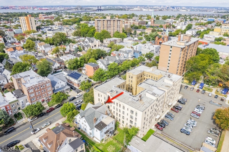 68 Danforth Ave
