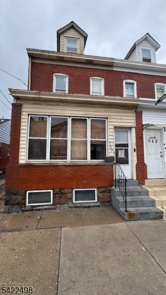 182 Liberty St