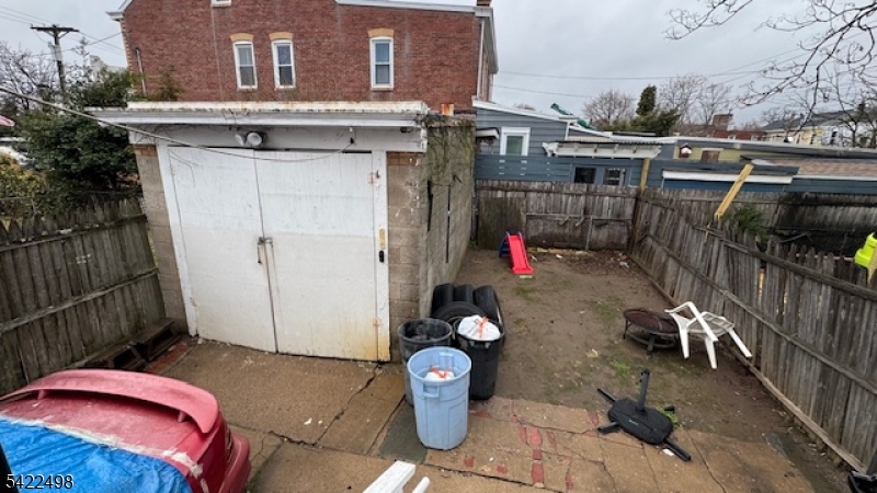 182 Liberty St