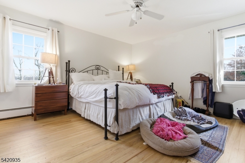 120 Carlough Rd
