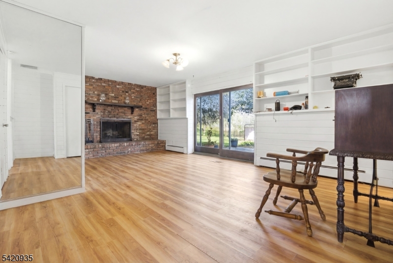 120 Carlough Rd