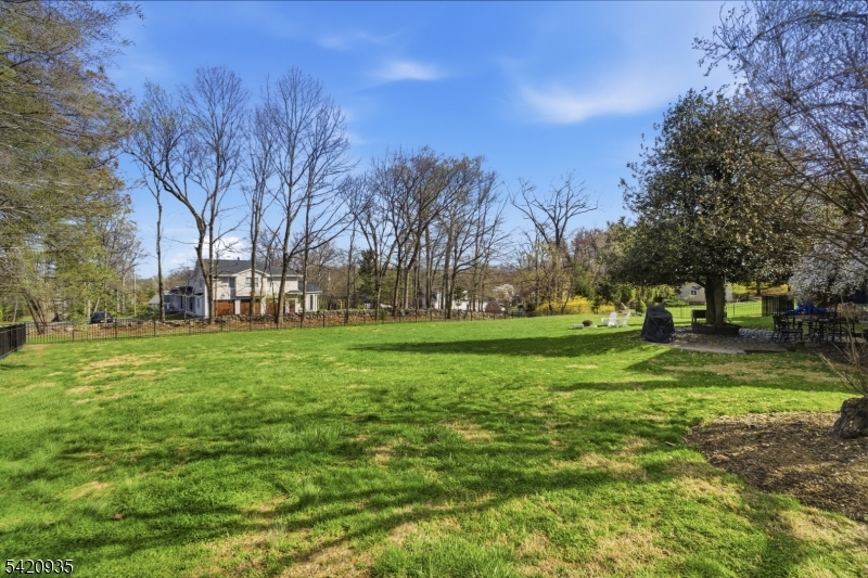 120 Carlough Rd
