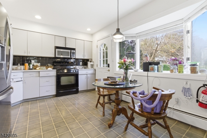 120 Carlough Rd